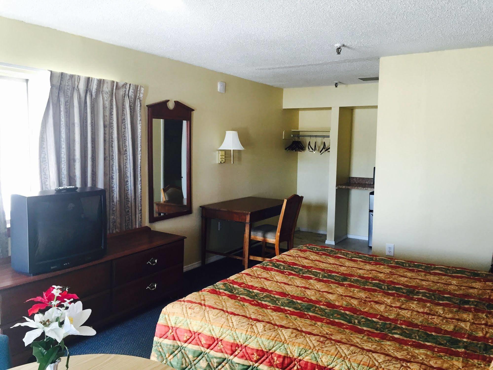 Welcome Inn And Suites 萨吉诺 外观 照片